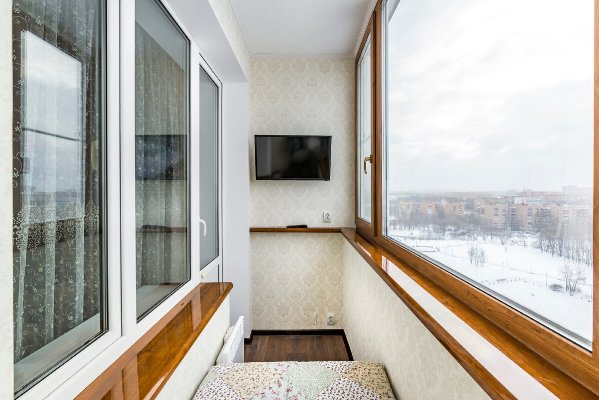 1638576080_141-pro-dachnikov-com-p-remont-balkona-foto-149